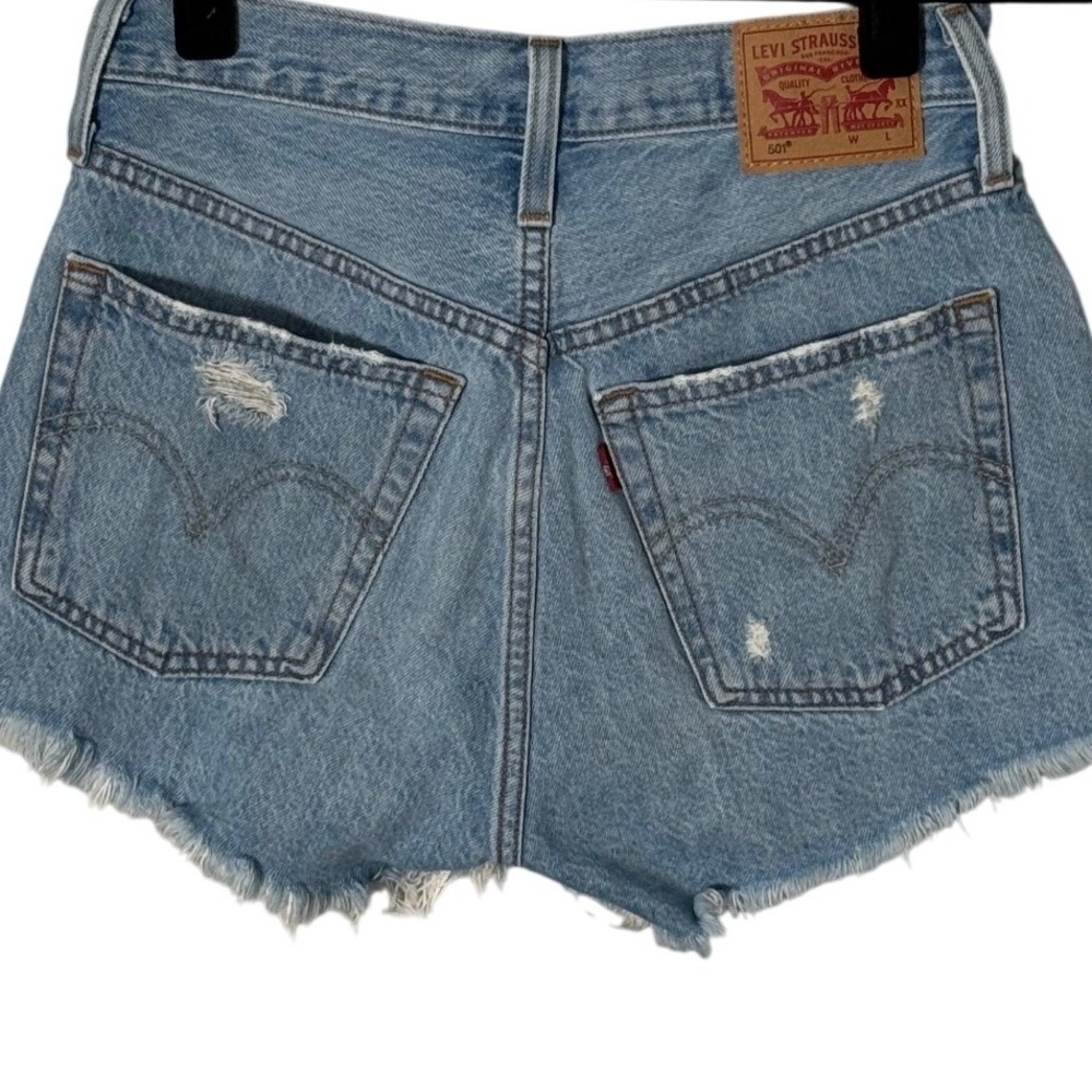 Levi's 501 Original High Rise Distressed Denim Shorts Medium Wash Size 25 - Picture 9 of 10